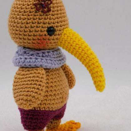 Crochet pattern: Lucy the mini kiwi