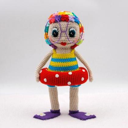 Crochet pattern: Claudine at the be..