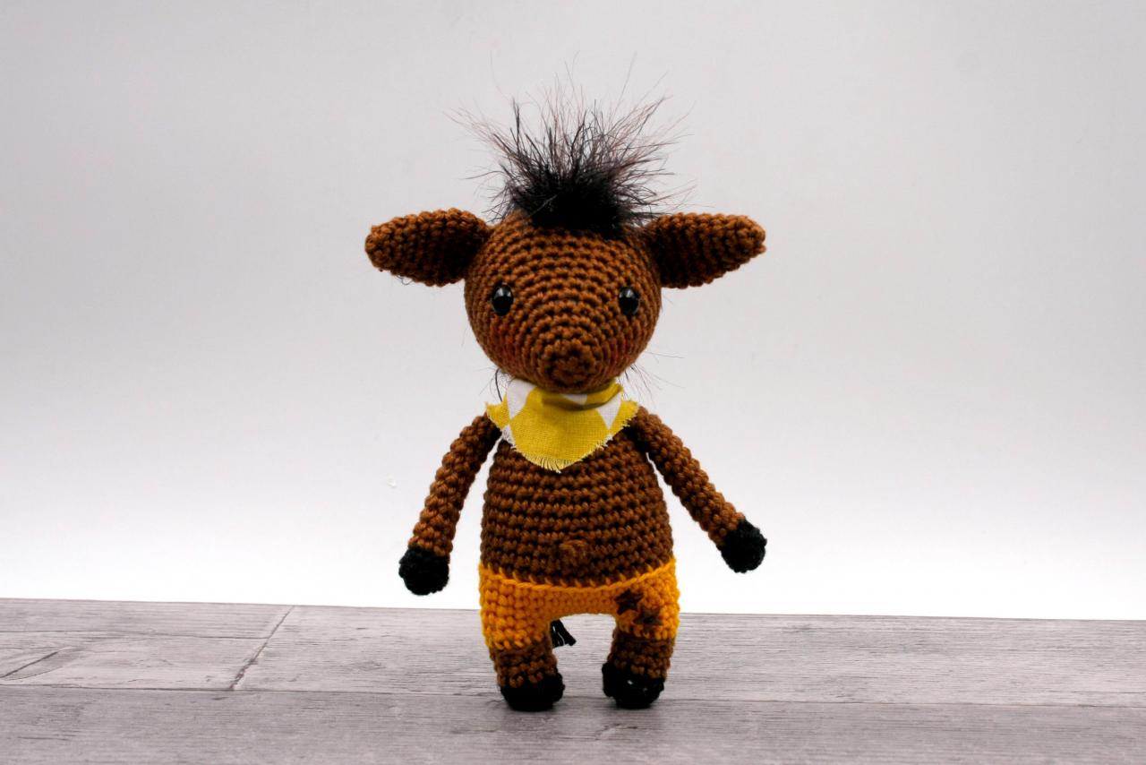 Crochet pattern: Jorge the mini poney