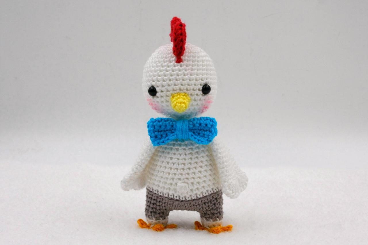 Crochet pattern: Swen the mini chicken
