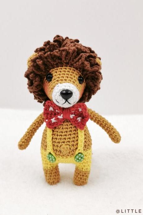 Crochet pattern: Jasper the mini lion