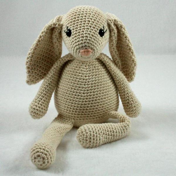 Clementine the Bunny - crochet pattern